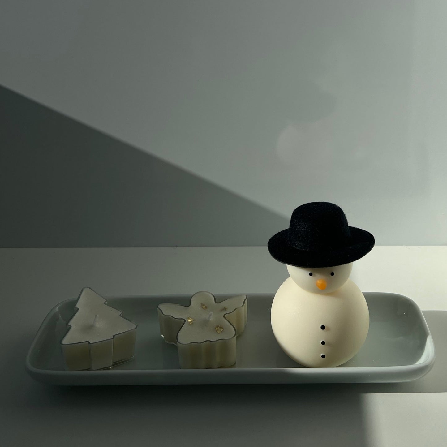 Snowman with a hat